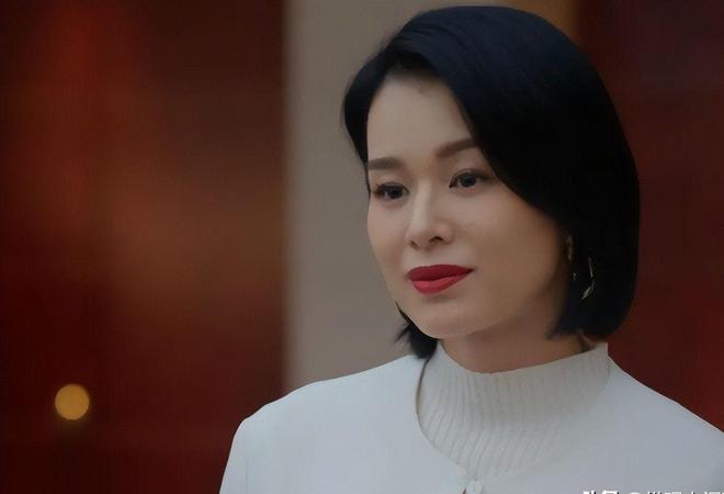 实:刘嘉玲脸垮了舒淇又嫩了胡杏儿赢麻AG旗舰厅app澳门水舞间镜头好真(图2) 实:刘嘉玲脸垮了舒淇又嫩了胡杏儿赢麻AG旗舰厅app澳门水舞间镜头好真(图2)
